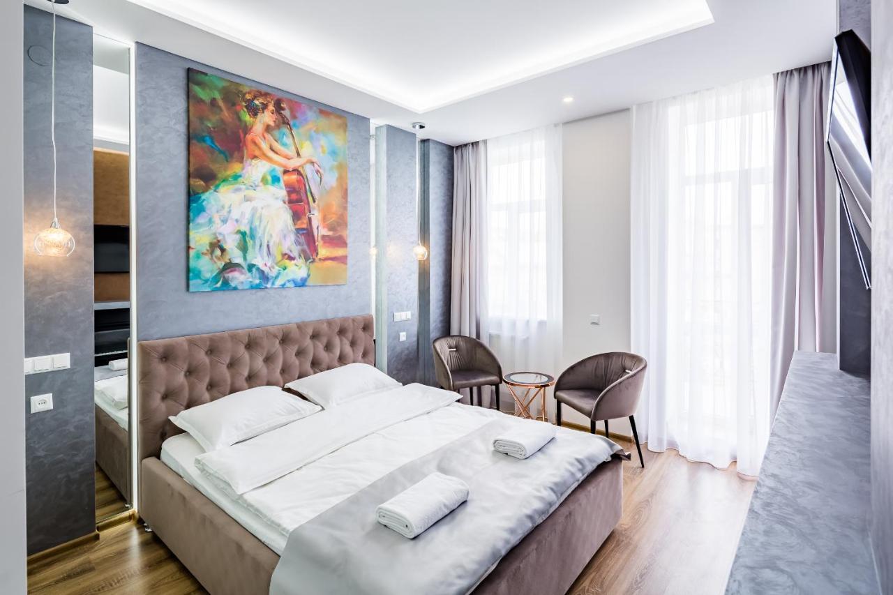 Royal Premier Apartment Лвив Екстериор снимка