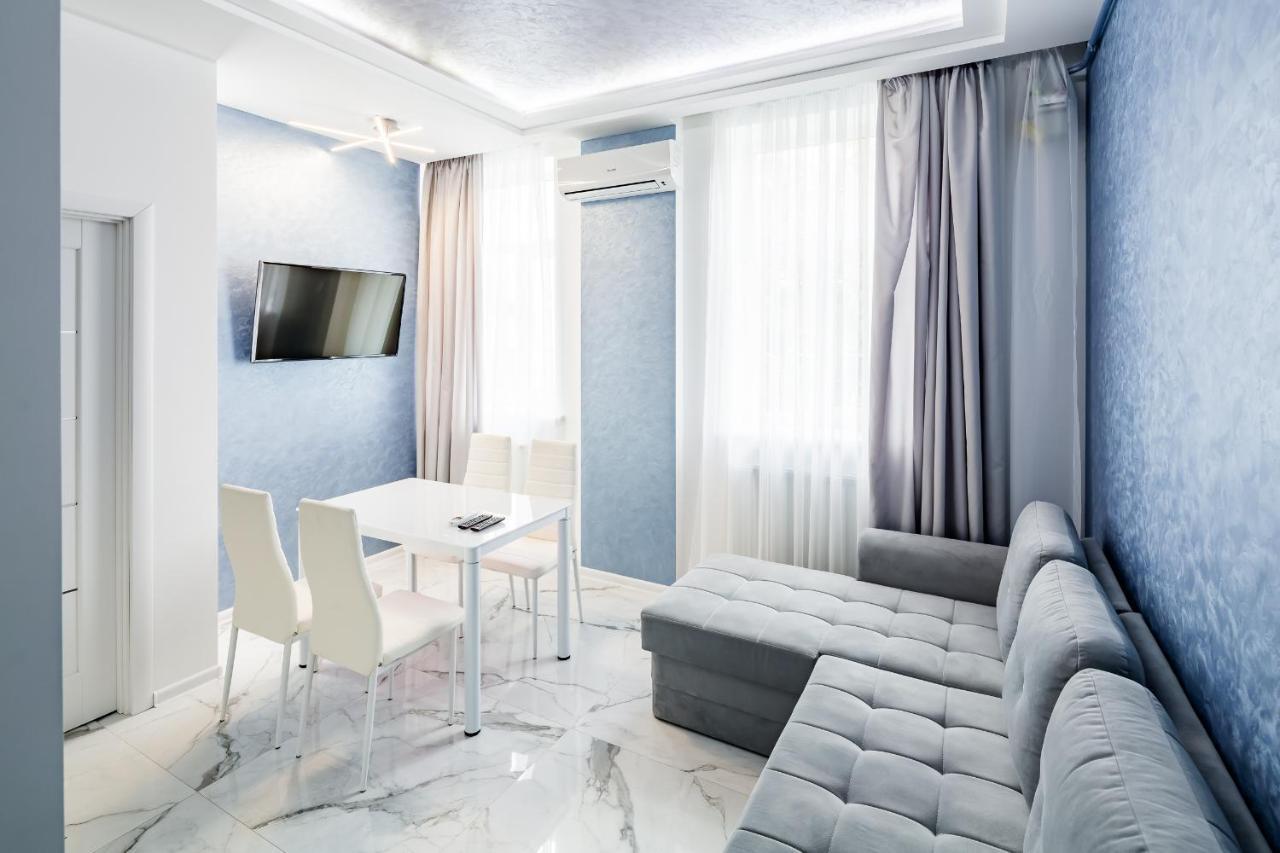 Royal Premier Apartment Лвив Екстериор снимка