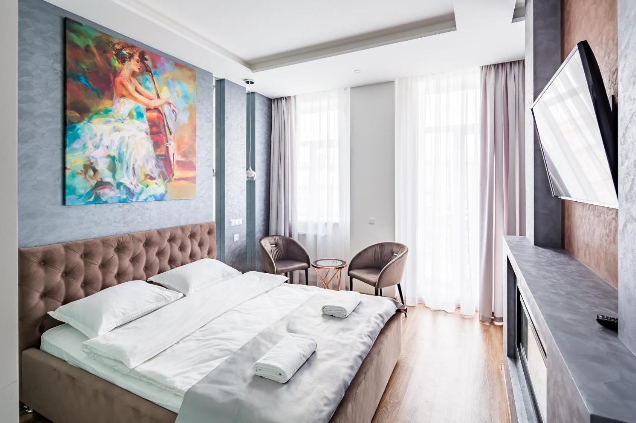 Royal Premier Apartment Лвив Екстериор снимка
