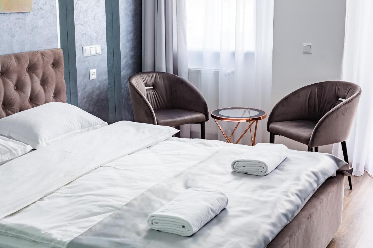 Royal Premier Apartment Лвив Екстериор снимка