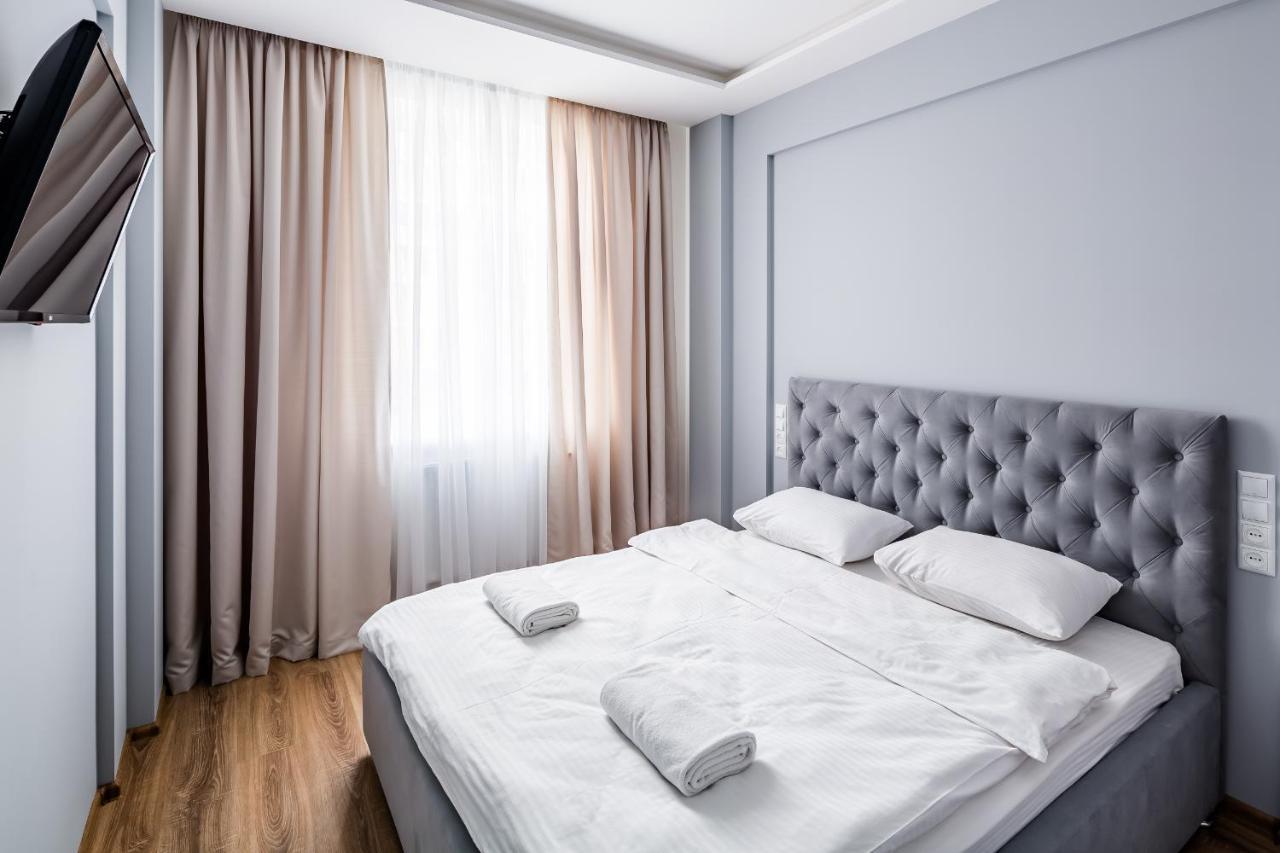 Royal Premier Apartment Лвив Екстериор снимка