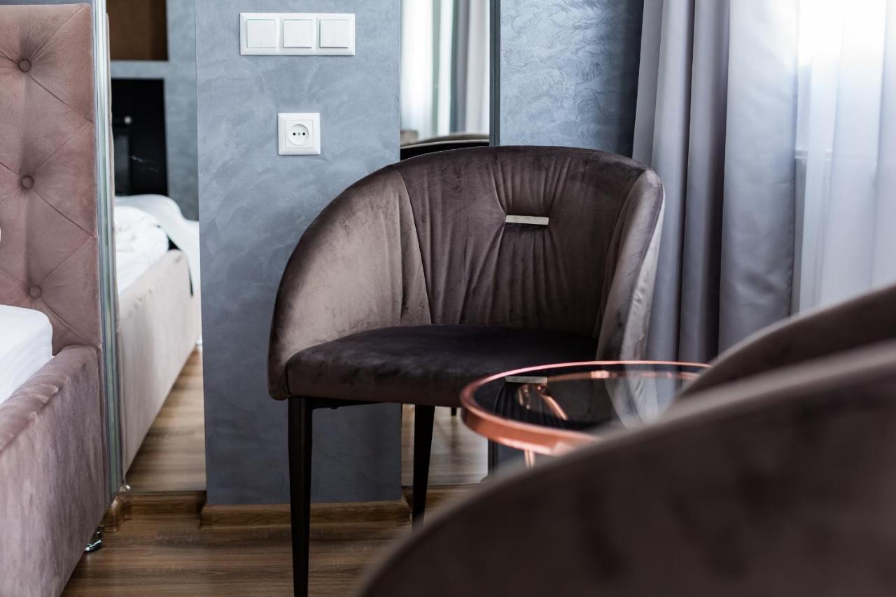 Royal Premier Apartment Лвив Екстериор снимка