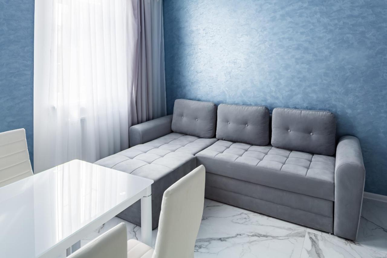 Royal Premier Apartment Лвив Екстериор снимка